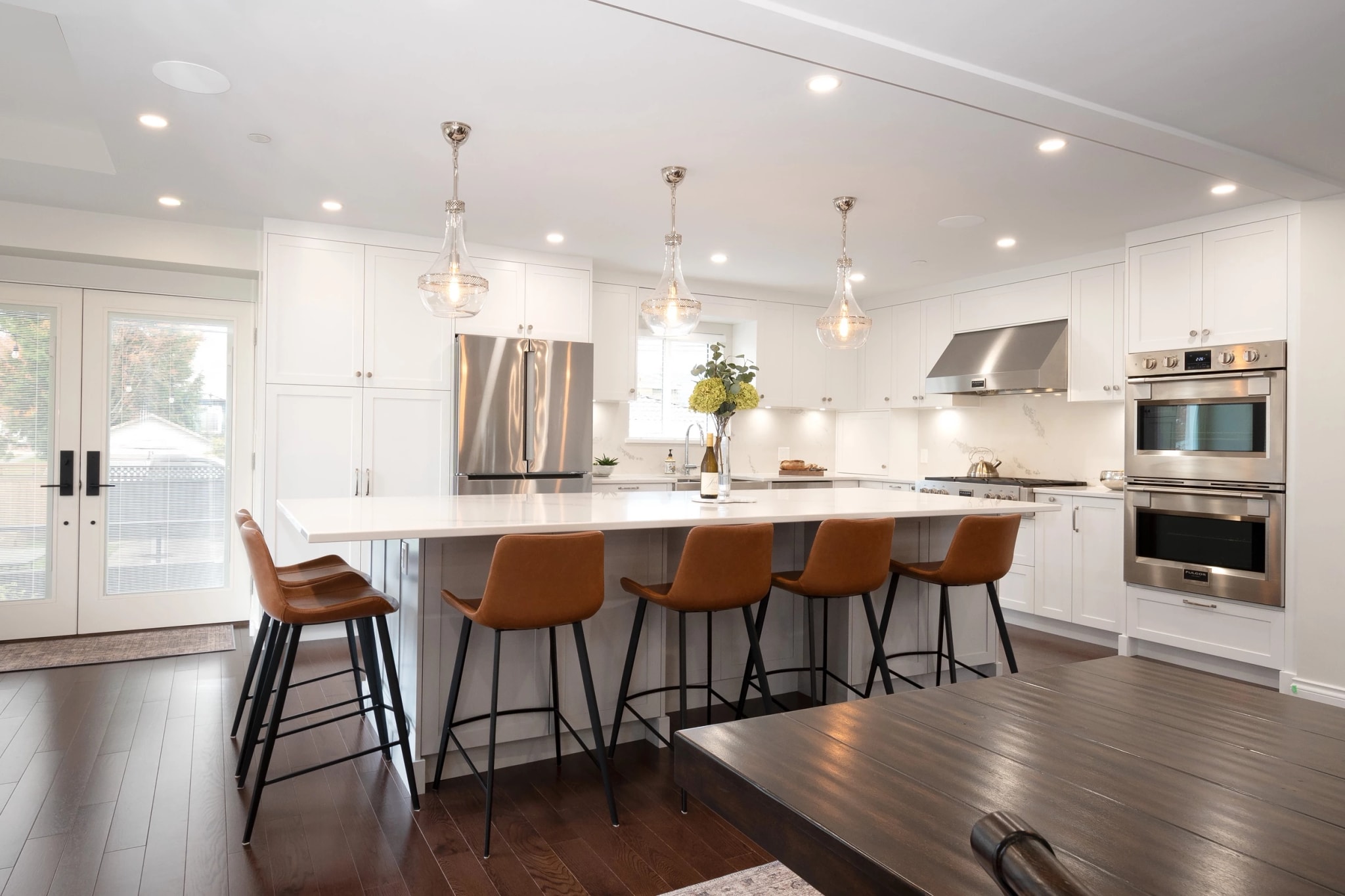 featured image for portfolio project "Pandora St."