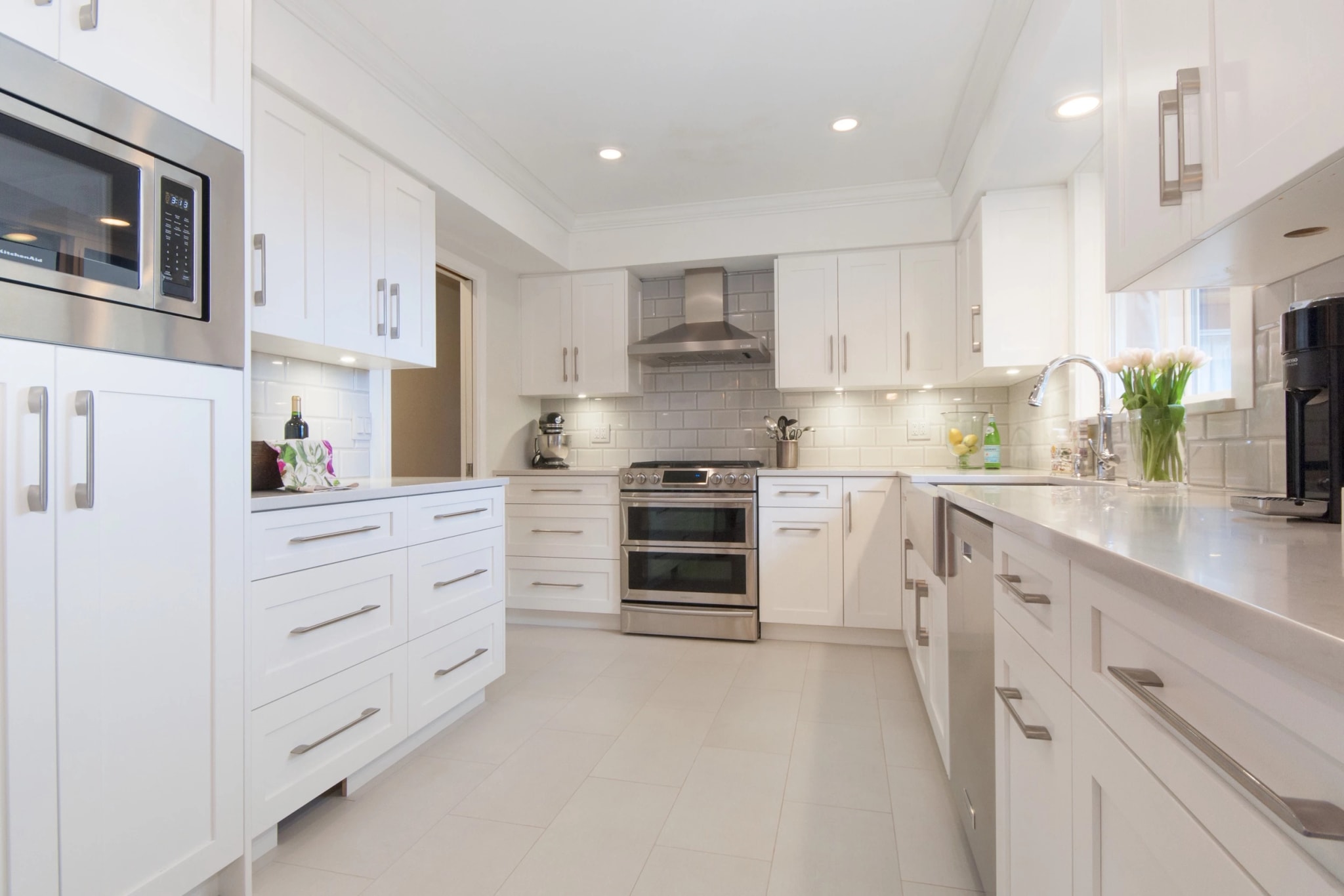 featured image for portfolio project "North Van Kitchen"