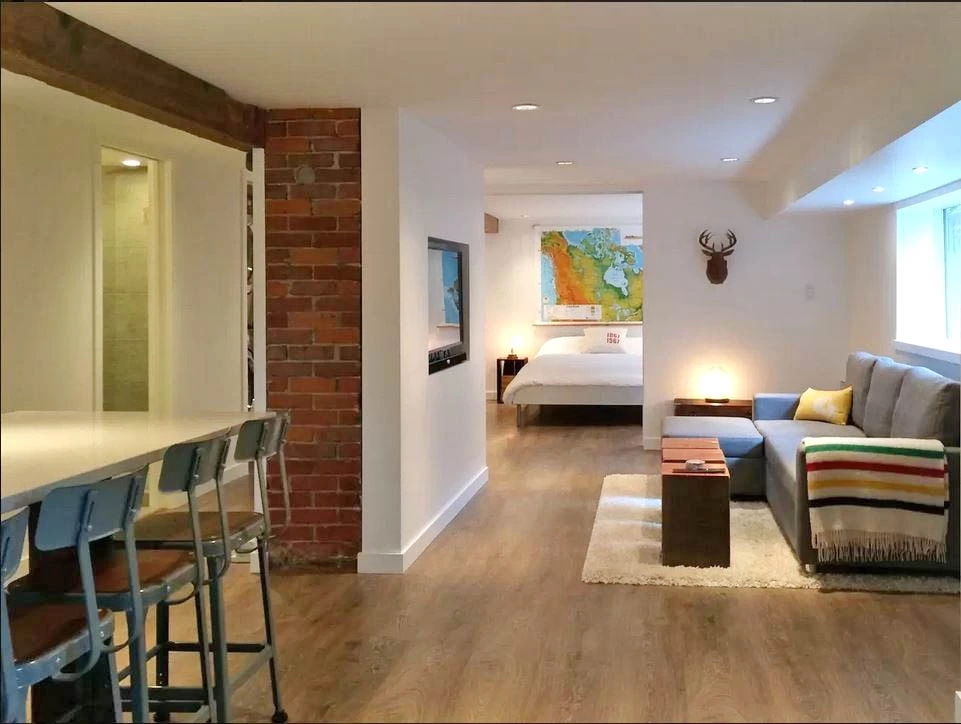 featured image for portfolio project "East Vancouver Basement Suite"